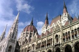 <font face="arial" color="#CF7829">SEPTEMBER 2012</font><br /> Budapest, Slovakia, Krakow & Prague